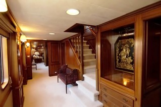 Lady K II Corridor